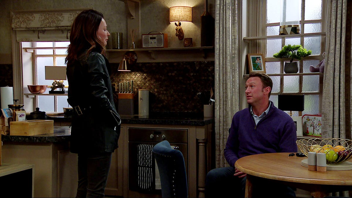 Liam Cavanagh, Chas Dingle, Emmerdale 