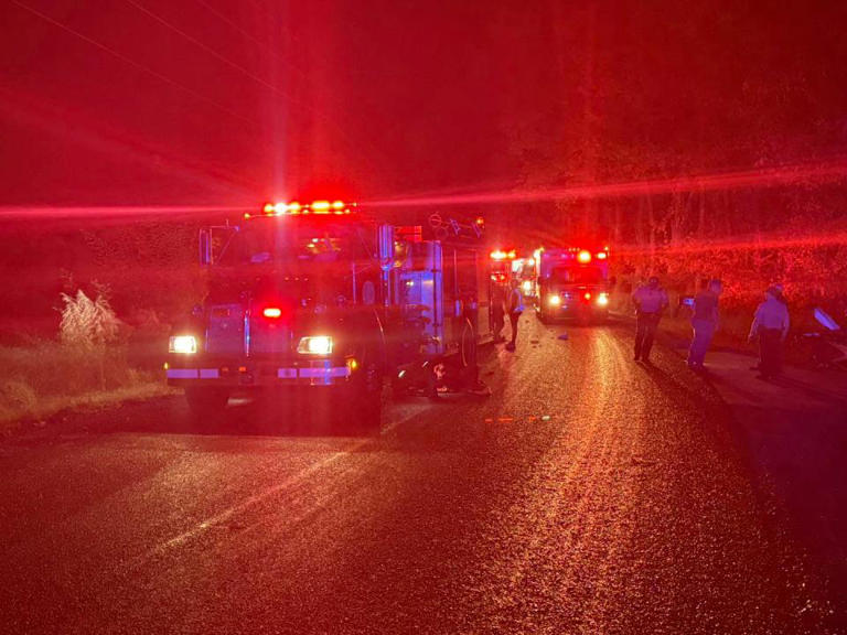 Uncle, nephew killed in Warren County crash