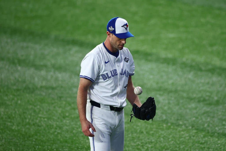 TORONTO, ONTARIO – NOVEMBER 01: Max Scherzer #31 of the Toronto Blue Jays warms up prior to game seven of the 2025 World Series against the Los Angeles Dodgers at Rogers Center on November 01, 2025 in Toronto, Ontario. (Photo by Vaughn Ridley/Getty Images)