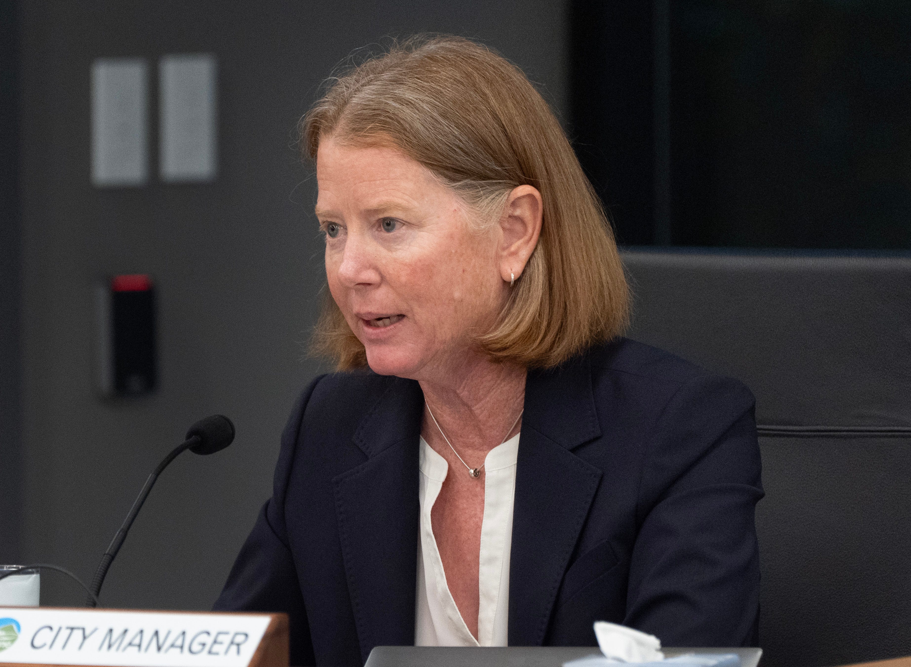 New city manager won't be selected until next year, Eugene says