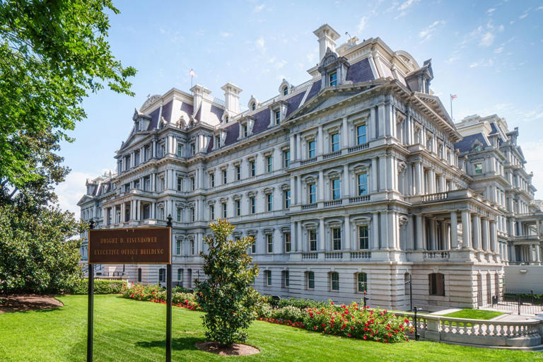 Donald Trump Wants to Paint One of D.C.'s Most Iconic Buildings All