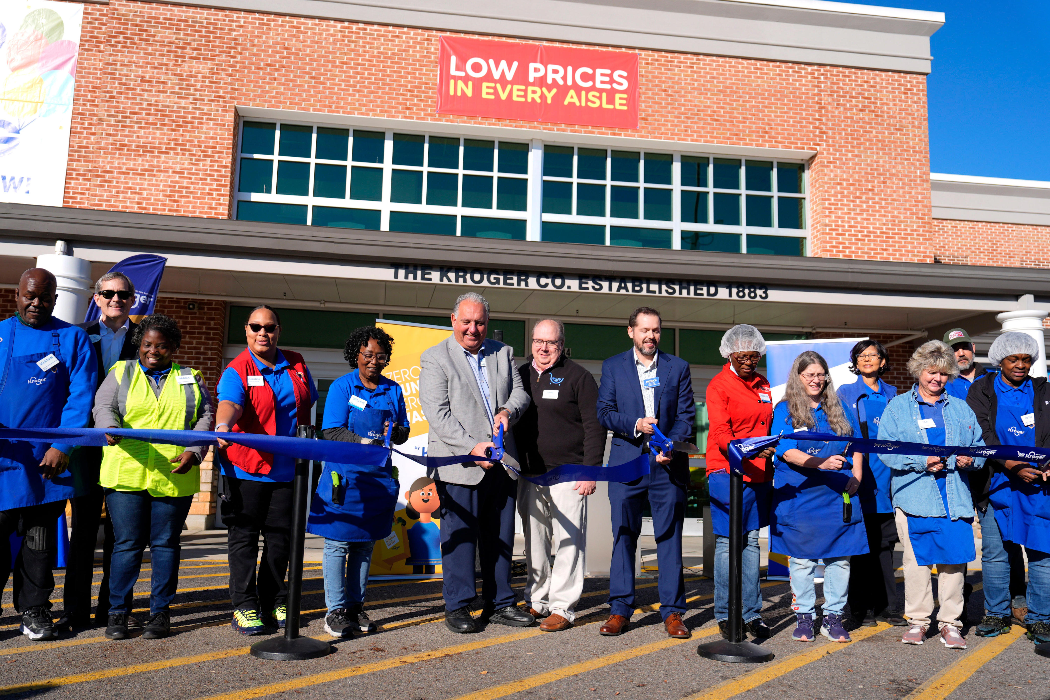 PHOTOS: Kroger shows off newly renovated store in Augusta