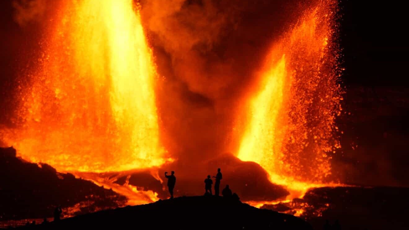 Photographer David Finlay spends week documenting erupting Kilauea volcano