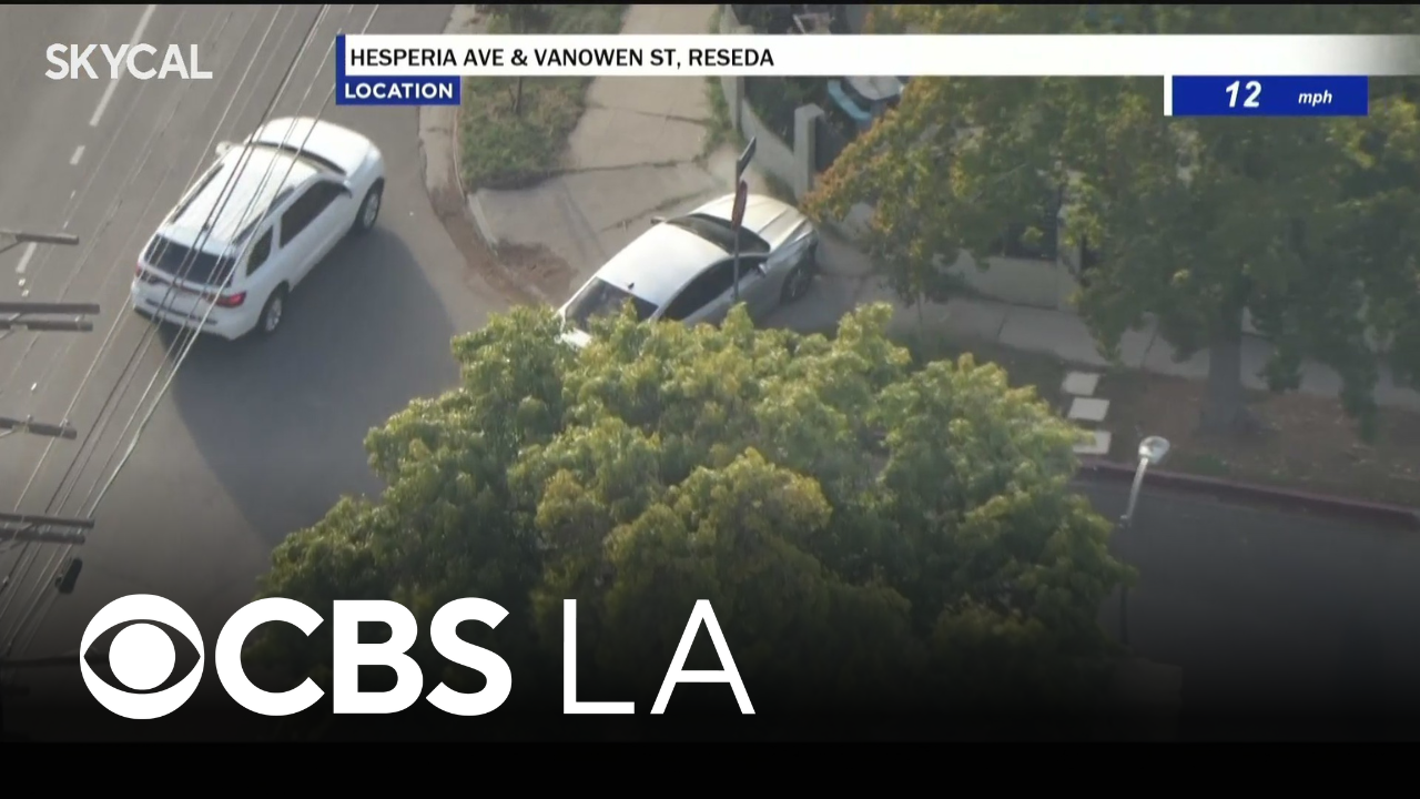 Driver chases suspect during stolen vehicle pursuit in Los Angeles