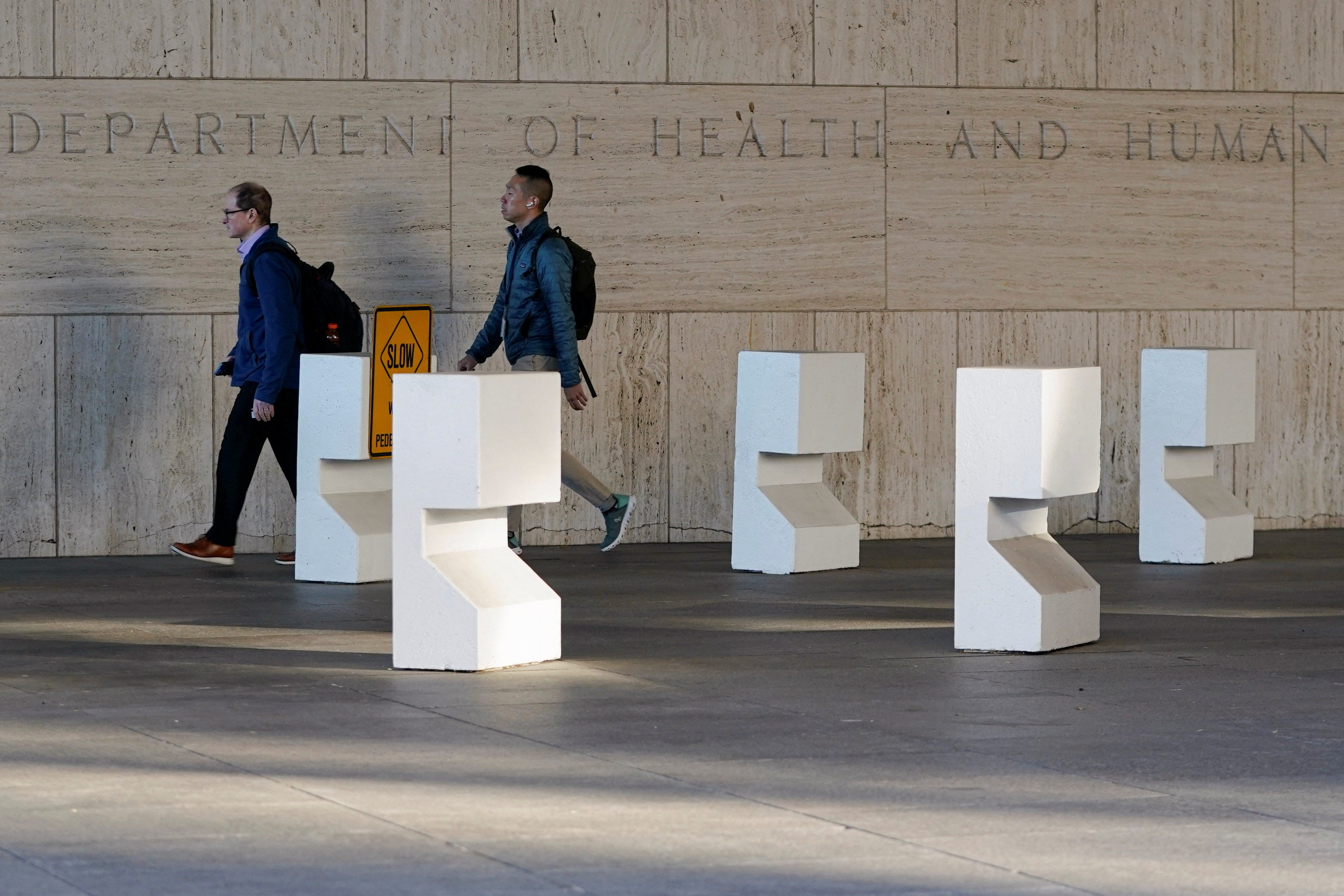 When will federal workers get back pay? See projected payment timeline