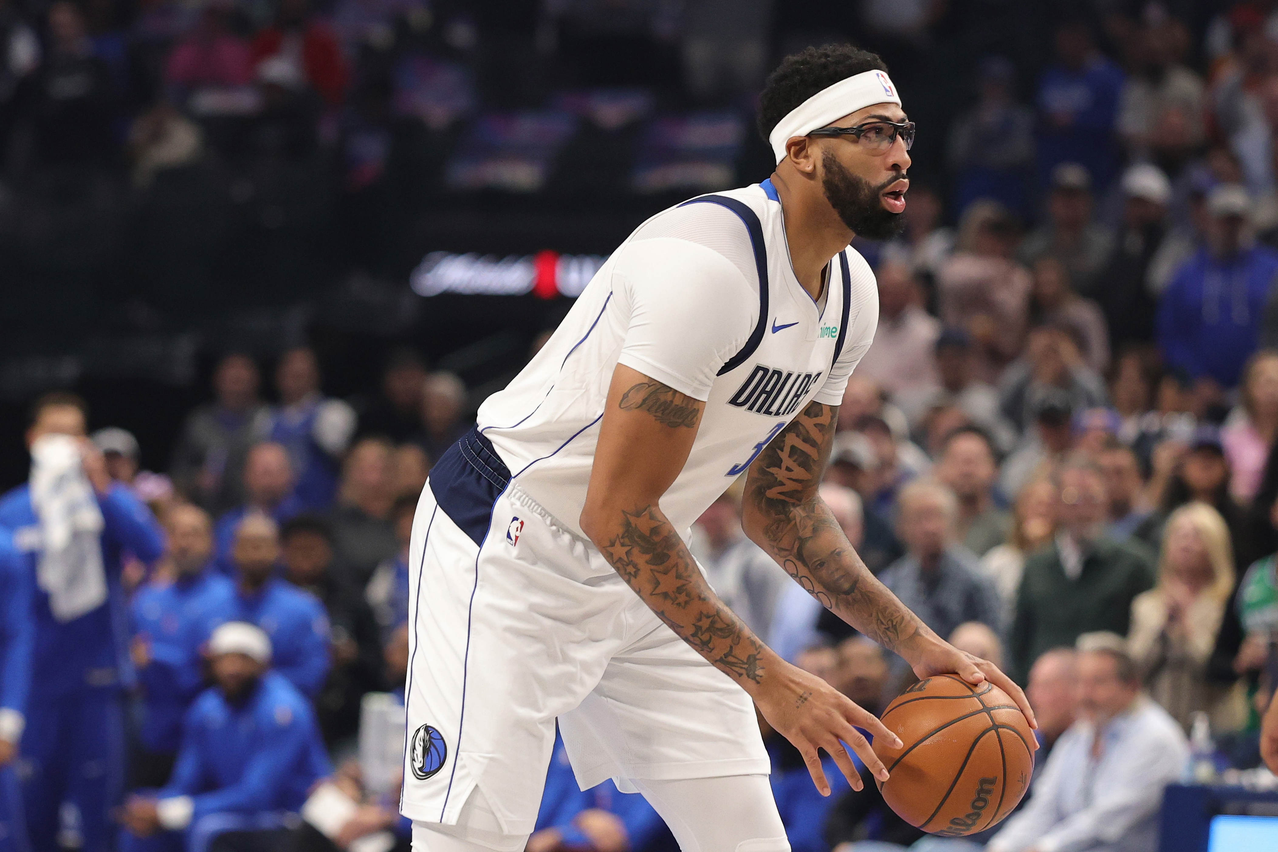 Mavericks Anthony Davis set plan for determining possible trade