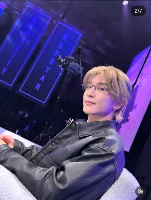 gentle monster 伊達メガネ　岩田剛典着用 岩田剛典、爆イケ眼鏡姿で番組告知「ビジュ良すぎる」とSNS騒然