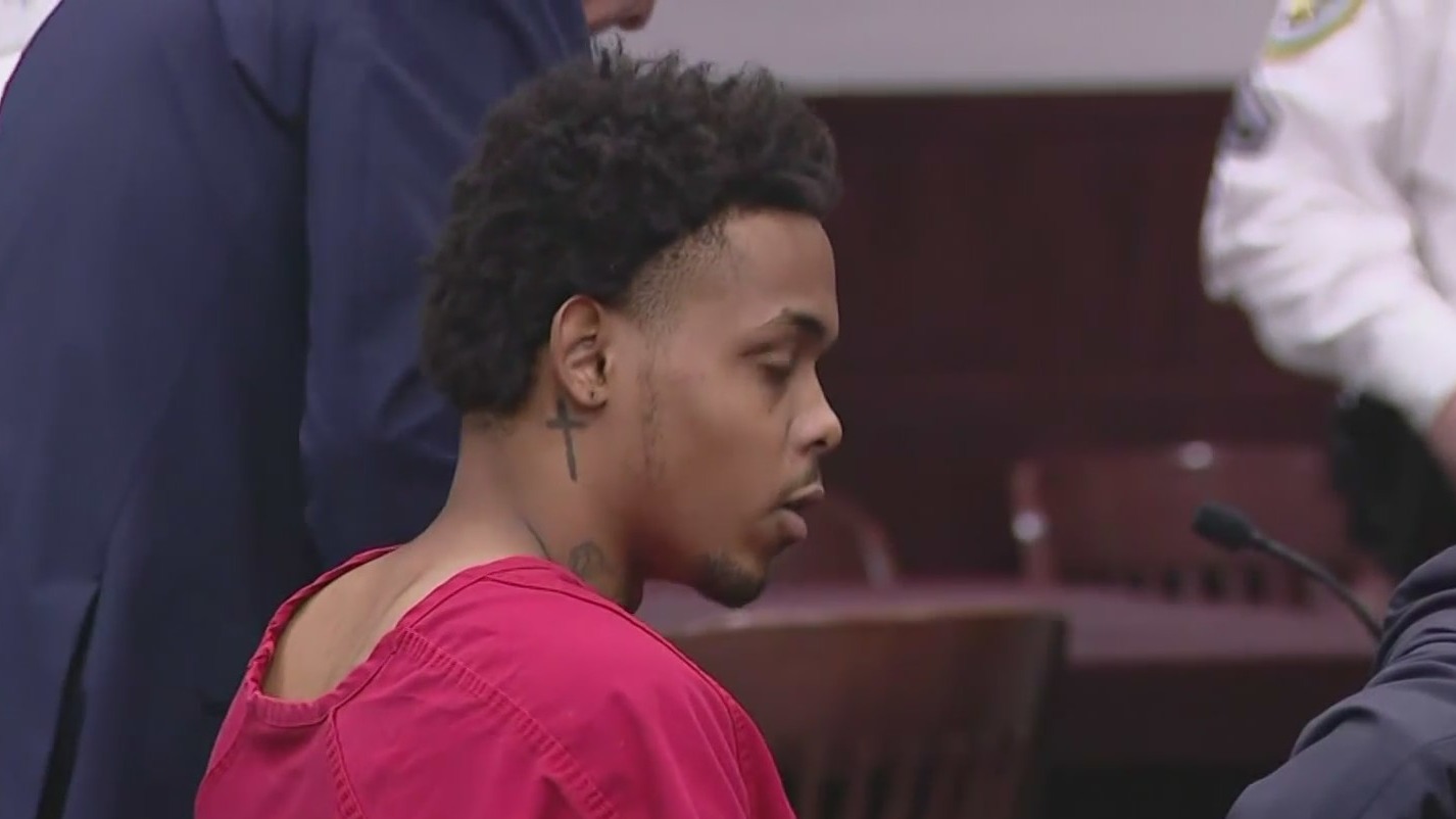 Judge orders no bond for man charged in driving into crowded Tampa bar