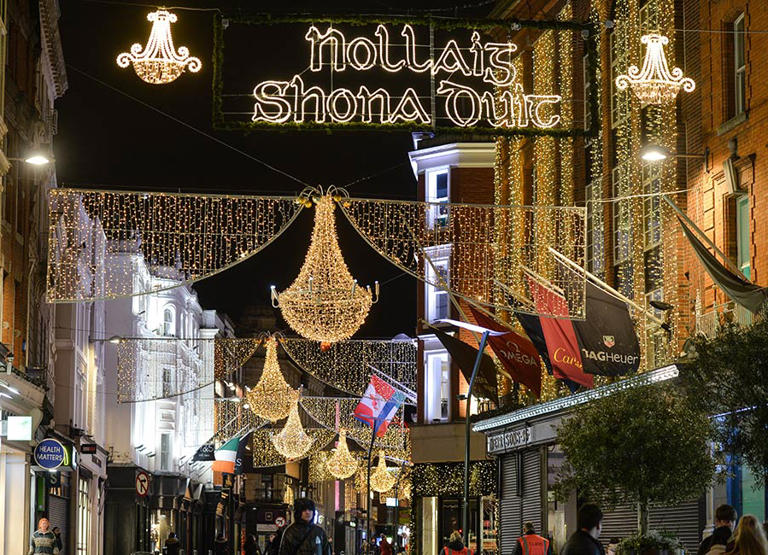 WATCH: Dublin city centre twinkles as Christmas lights are switched on