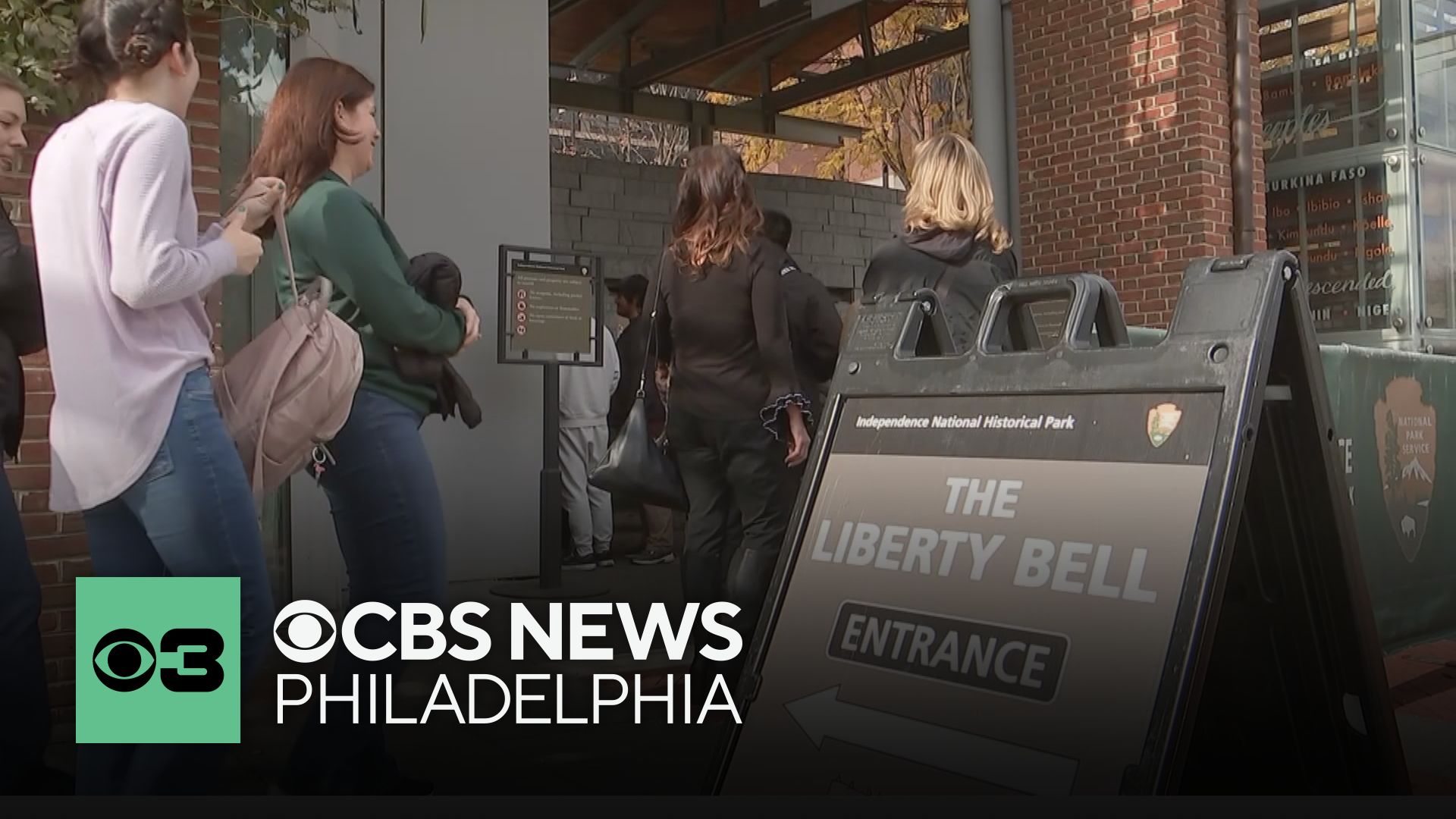 Liberty Bell reopens, federal employees return to work as government ...