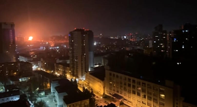 Rusia lanza un ataque masivo contra Kiev: al menos 6 muertos y decenas ...