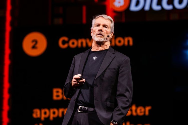 Krisis Pasar Kripto: Harga Turun, Saham Juga Terpuruk