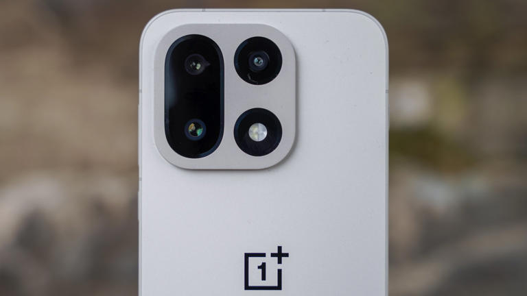 OnePlus 15