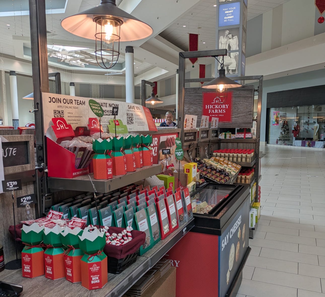 Some Black Friday deals start today! These Georgia stores currently ...