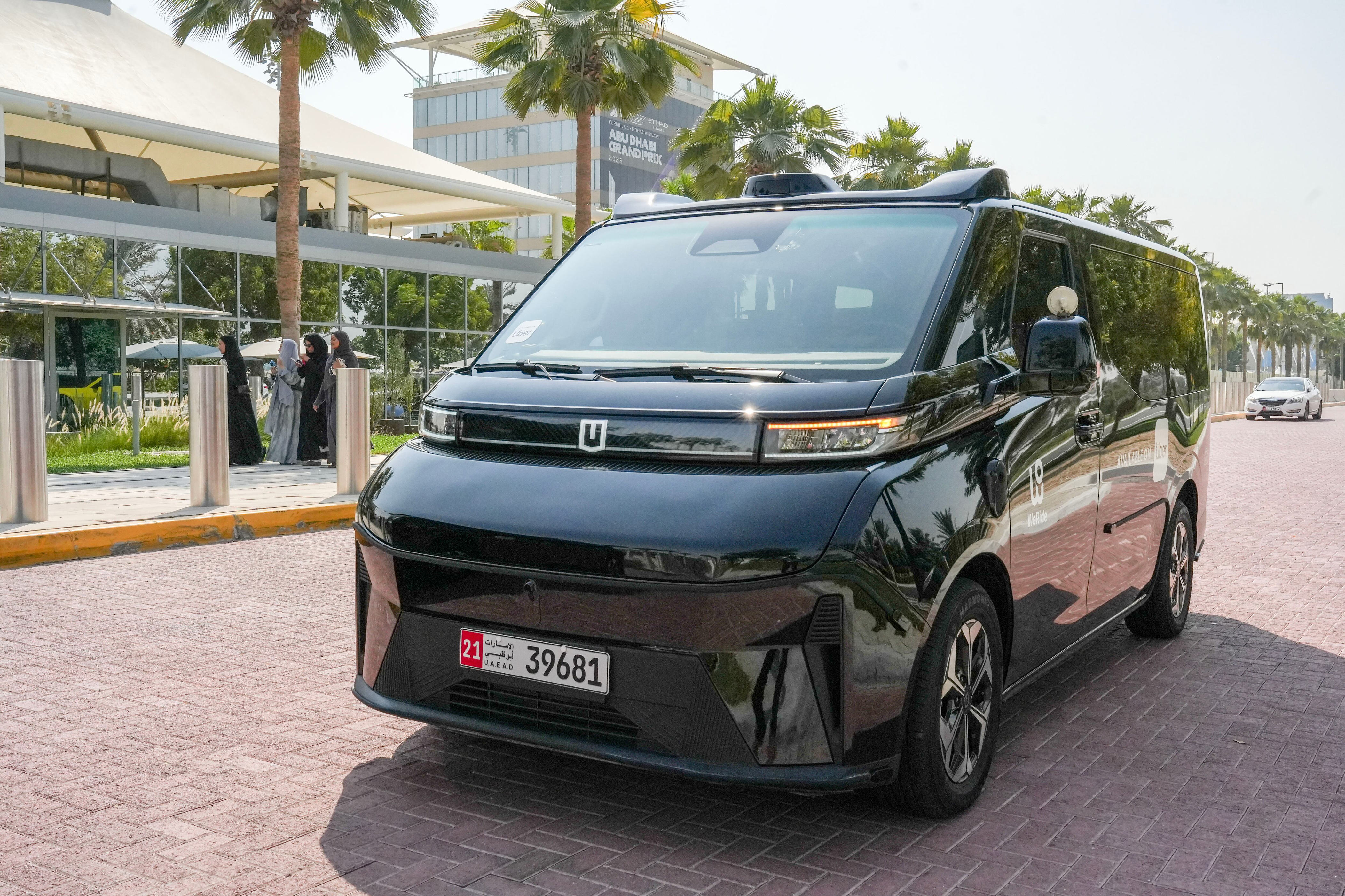 Hands on with the hands off: What it’s like to ride in driverless ...