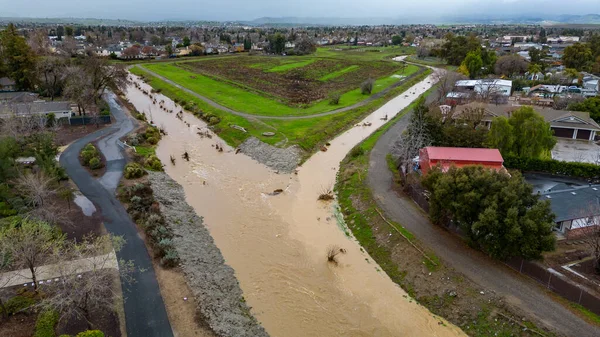 Bay Area Faces Level 3 Atmospheric River With 60 mph Gusts Thursday