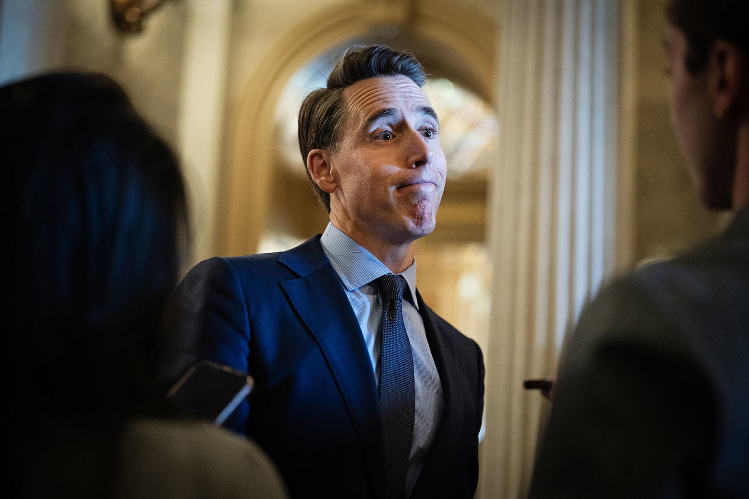 Los senadores republicanos se desvinculan de la disposición que les permite demandar por los registros telefónicos.