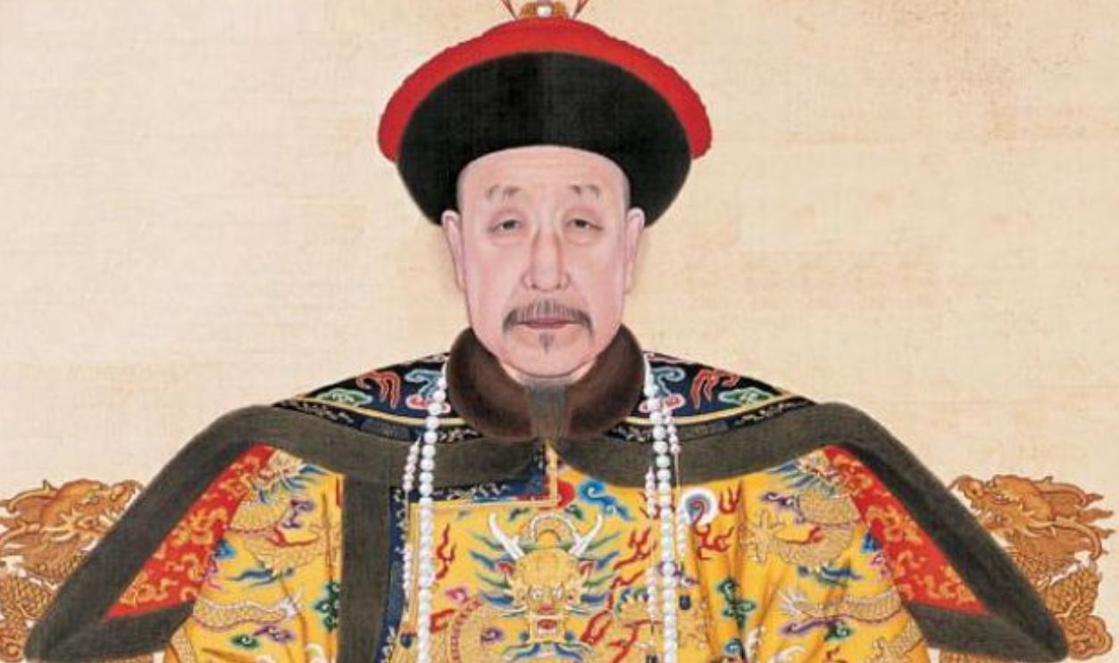 A Dorset thrift shop owner nearly sold a centuries-old Imperial Chinese ...