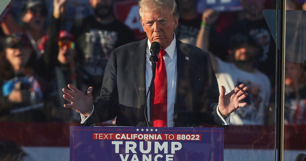 Audience laughs at Donald Trump as he tries to explain why he can’t ...