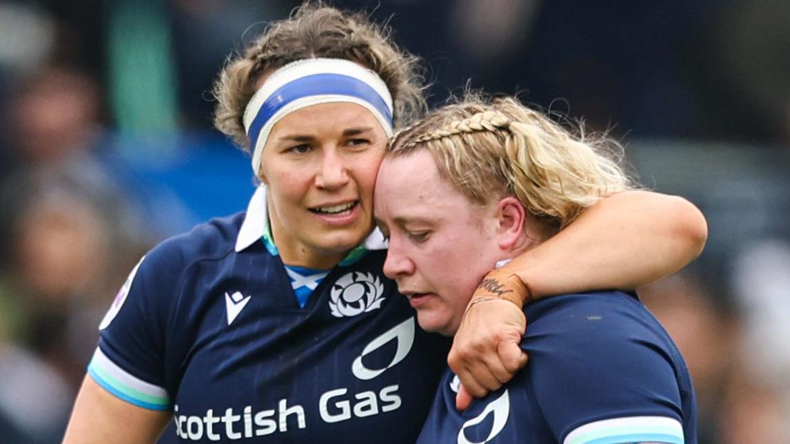 21 Scotland World Cup players given contracts