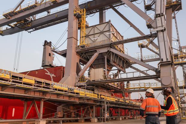 Bahlil Dorong Amman Pasok Konsentrat Tembaga ke Freeport Setelah Longsor Grasberg