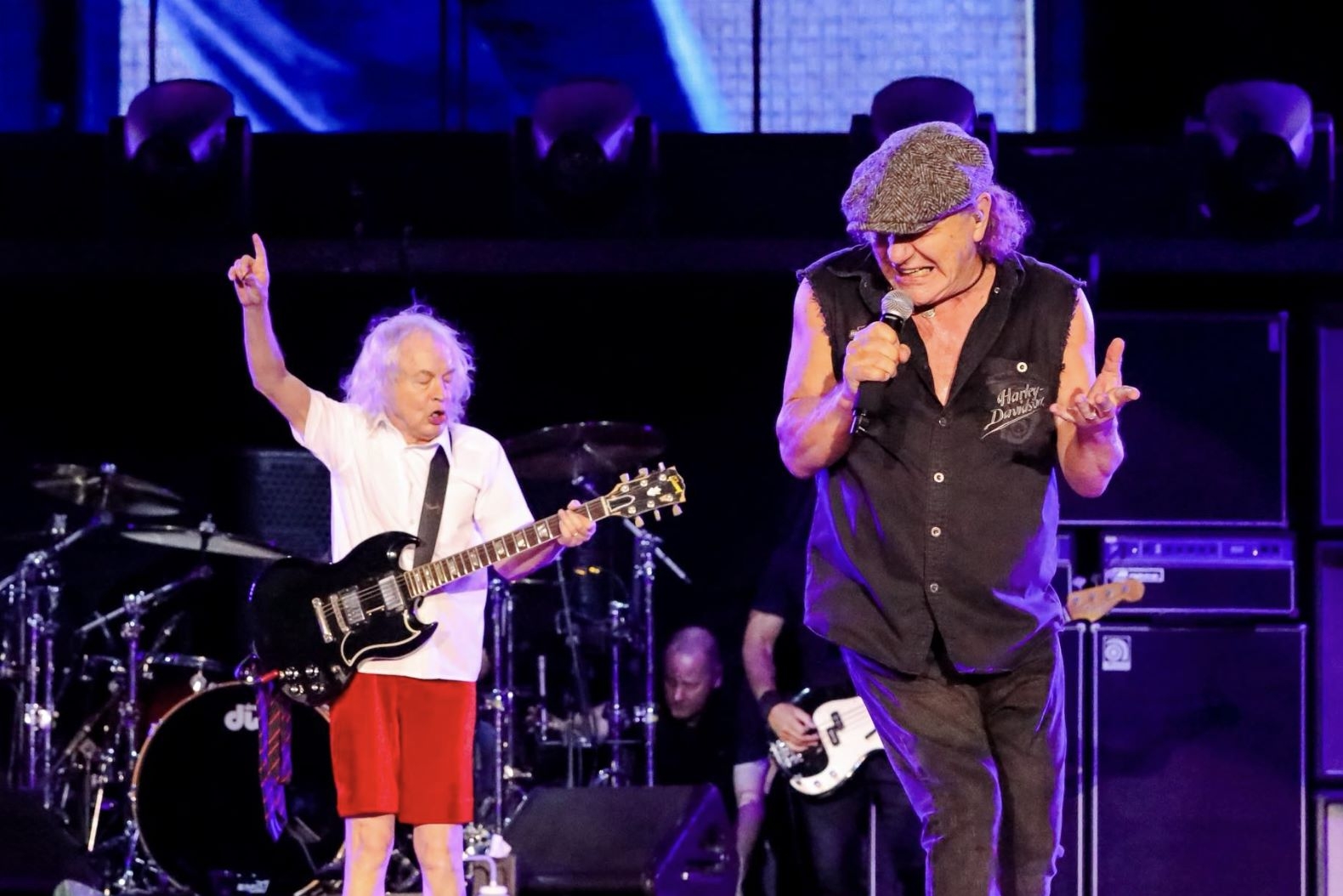 AC/DC concert triggers “earthquake” readings in Melbourne