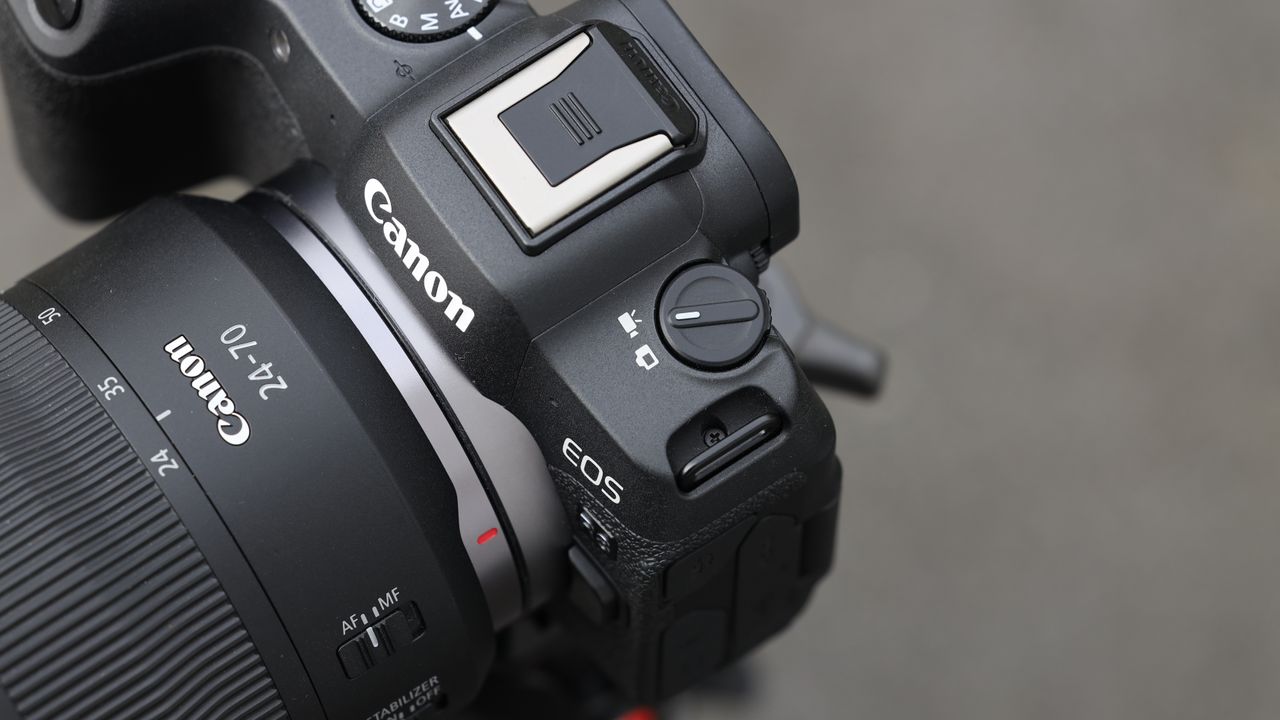 Canon launches firmware updates for 7 mirrorless cameras – with major ...