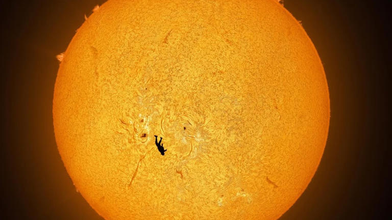 Astrophotographer snaps 'absolutely preposterous' photo of skydiver ...