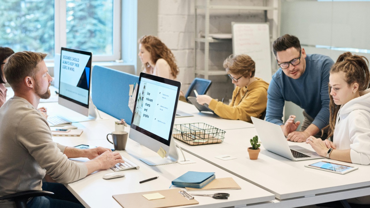 It’s official, AI at work boosts happiness and productivity