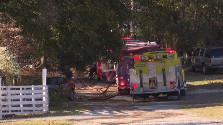 Crews battle structure fire on Cary Avenue in North Augusta