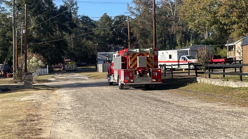 Crews battle structure fire on Cary Avenue in North Augusta