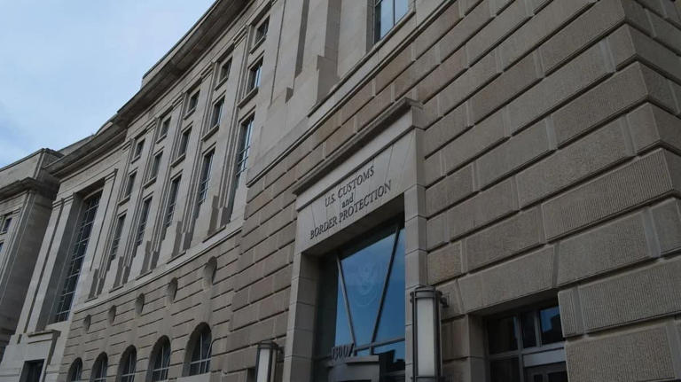 Feds launch initiative to conduct welfare checks on unaccompanied minors