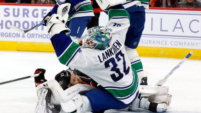 Flames push win streak to three games with victory over Canucks