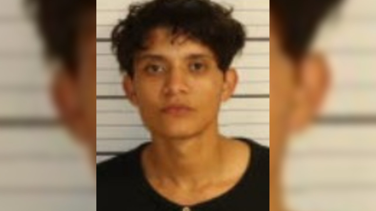 Man slit customer’s throat at Memphis restaurant: Police