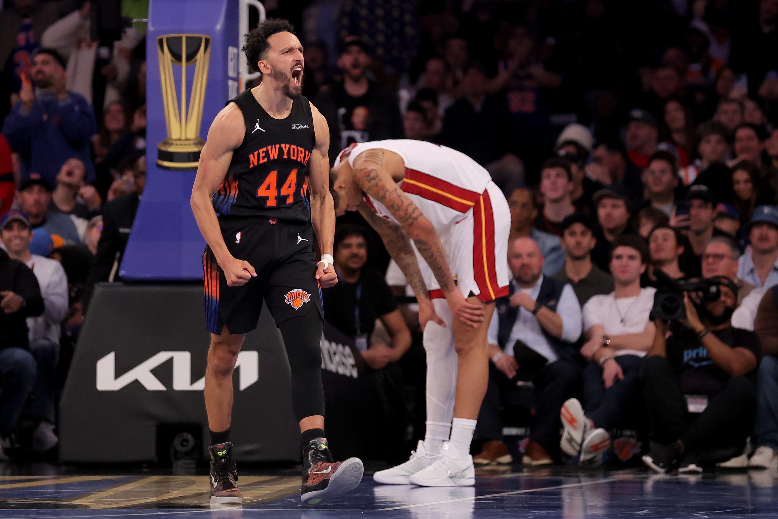 Knicks win duel of role players over Heat