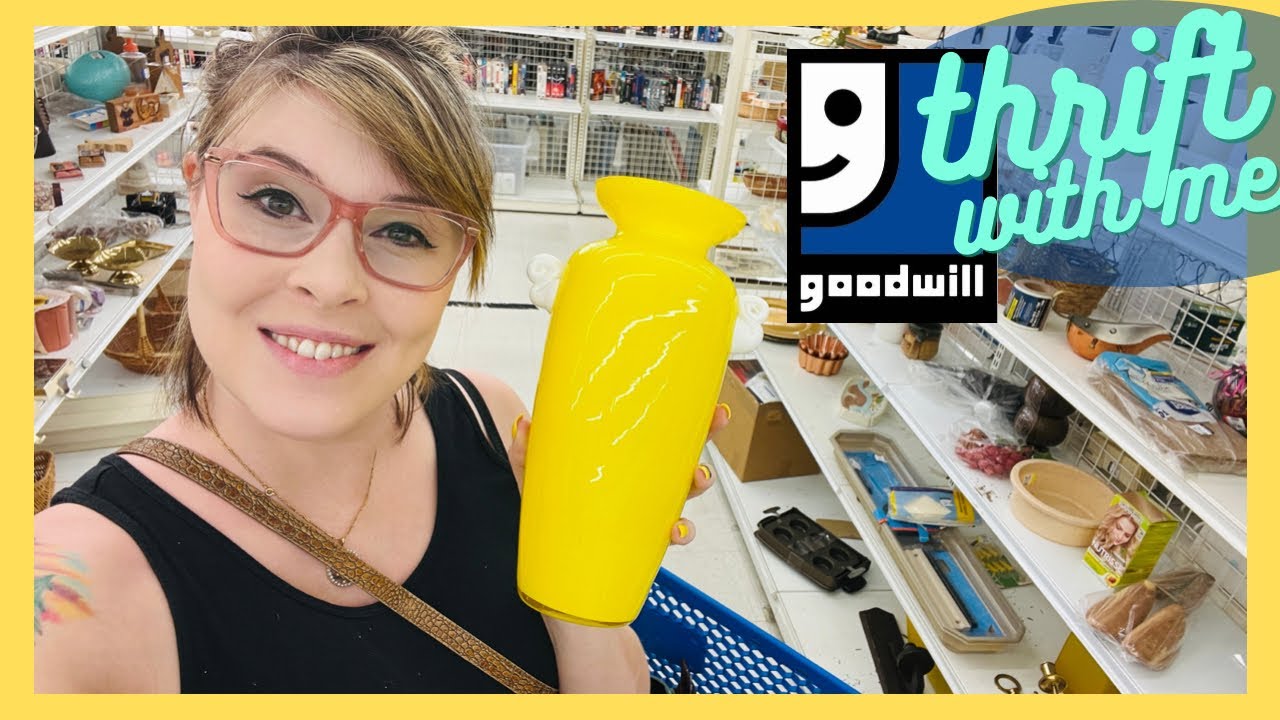 Gonna be a good day | Goodwill thrift with me for eBay | Reselling