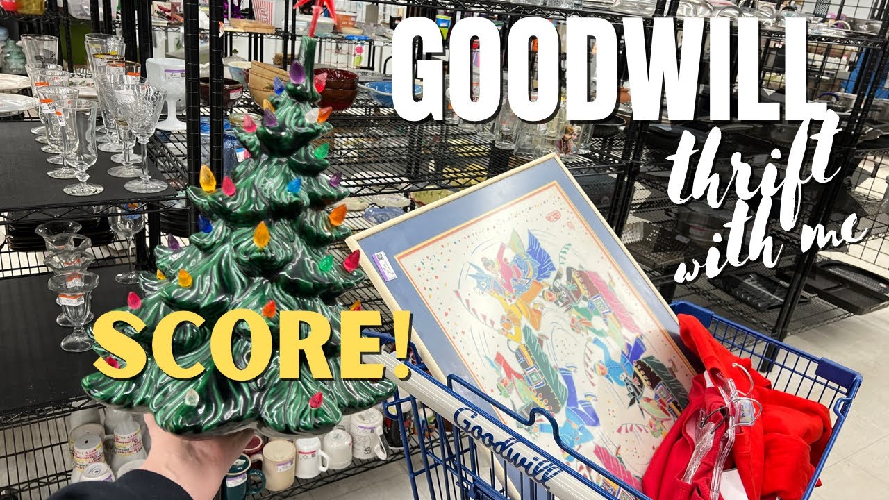GOODWILL SCORE right inside the door | Thrift with me for eBay | Reselling