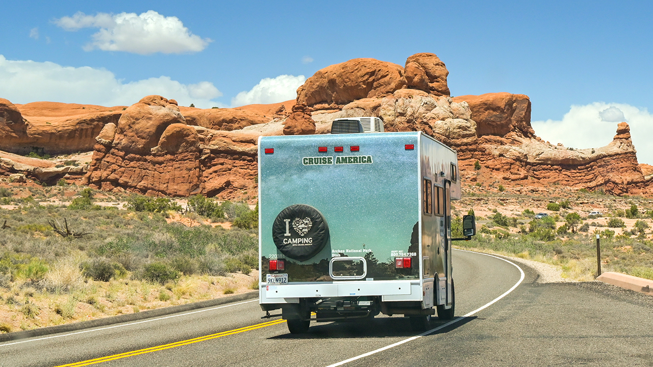 Millions ditch airports for open roads as RV travel surges this holiday ...