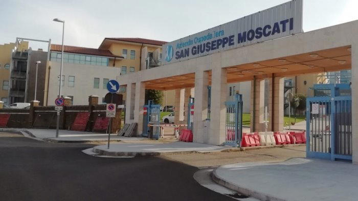 terapia intensiva neonatale aperta al moscati nuovo modello di accoglienza