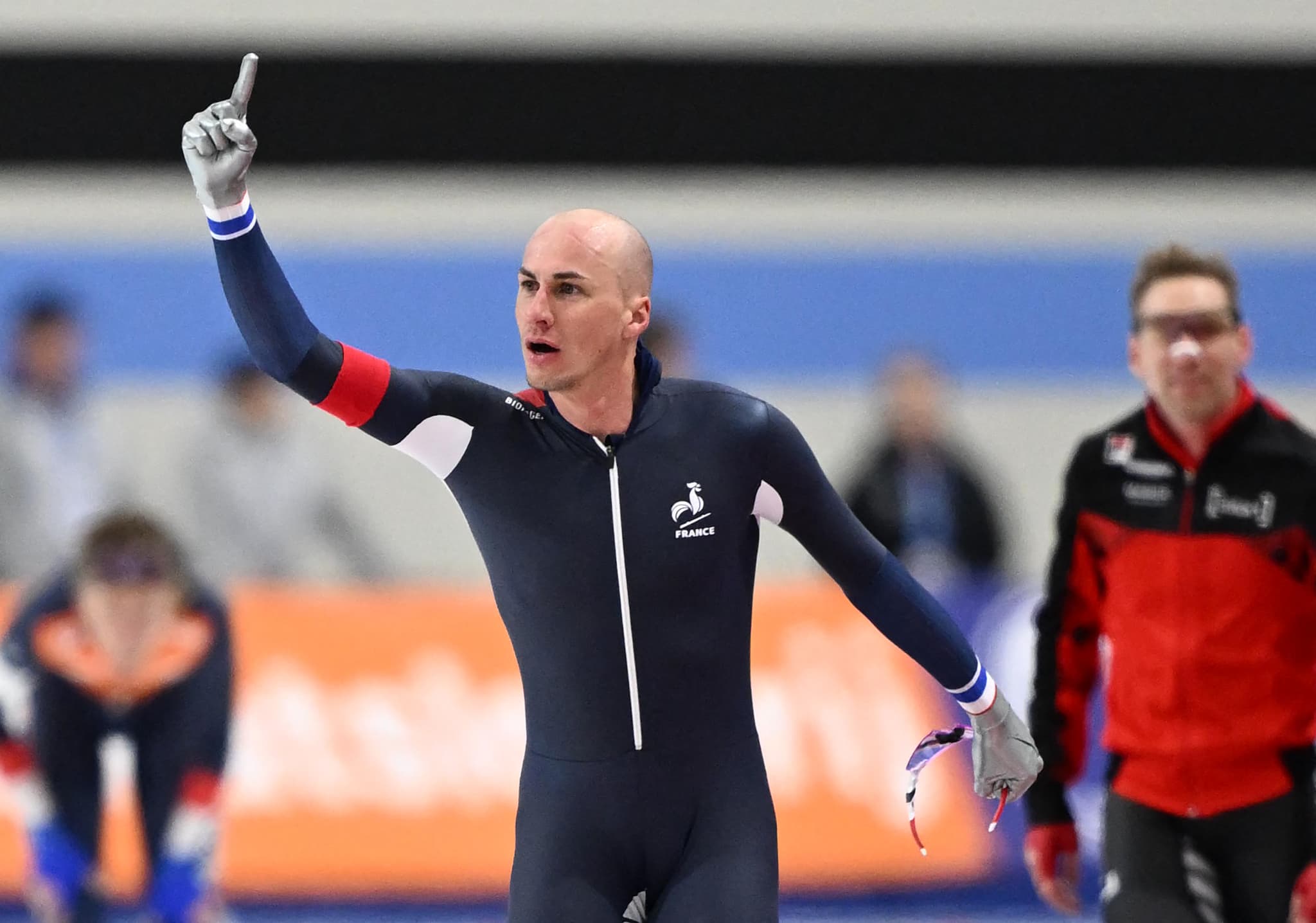 Patinage de vitesse: record du monde pour le Français Loubineaud sur 5000m