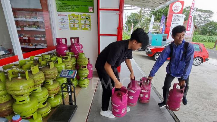 Pemerintah Siapkan 100 Koperasi Besar Bantu Kopdes Merah Putih