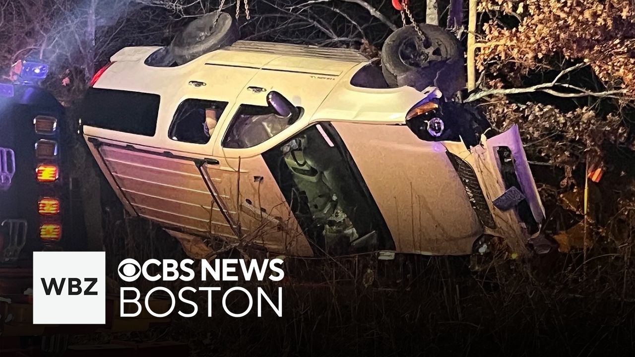 Pelham, New Hampshire police seek driver who caused rollover crash