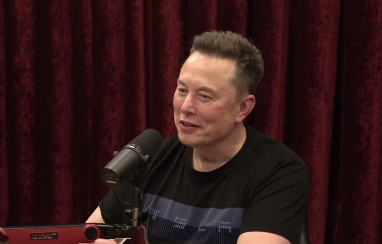 3I/ATLAS Catastrophe: Elon Musk's Warning on Joe Rogan's Podcast ...