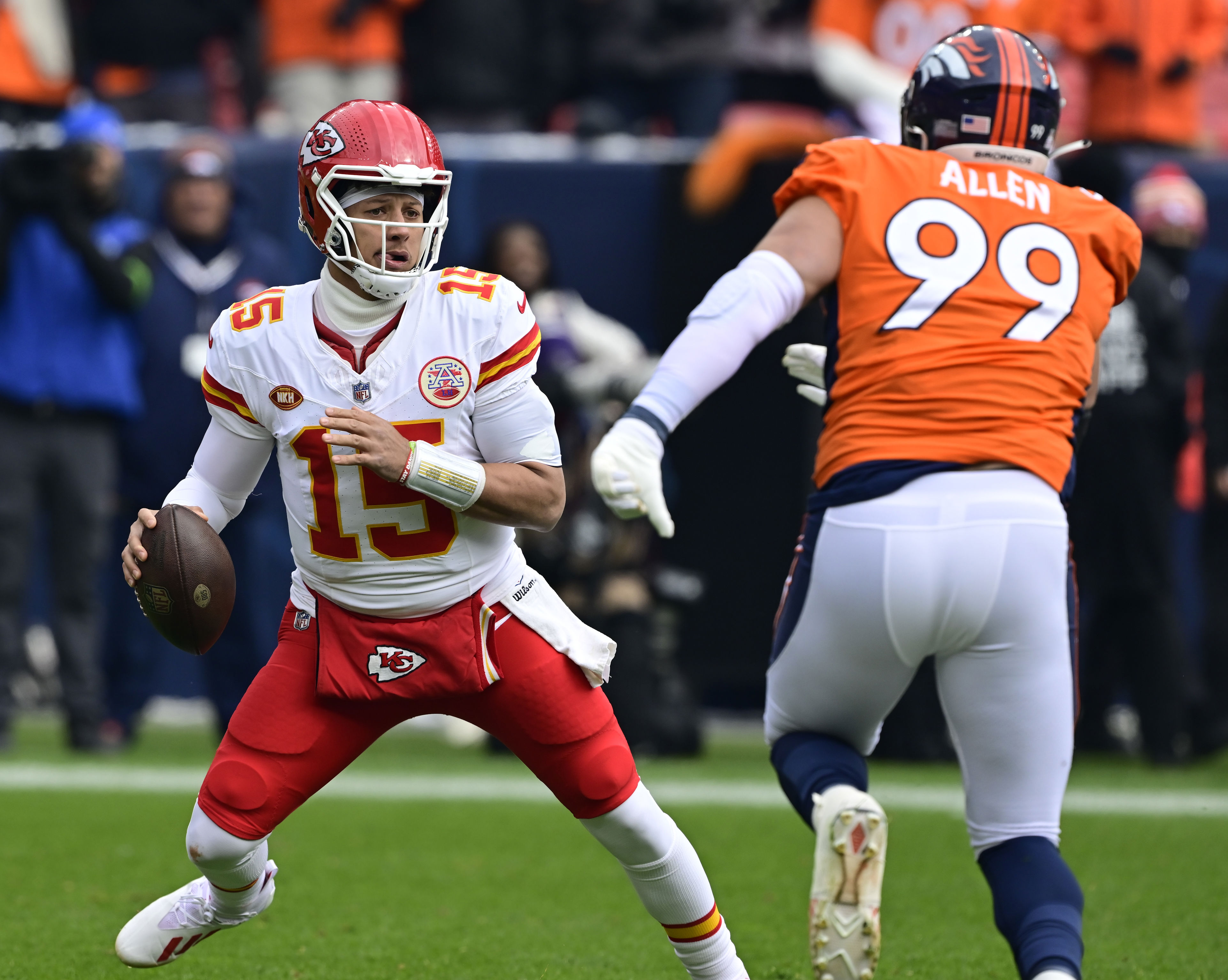 Chiefs-Broncos: 5 things to watch in Week 11’s critical AFC West game