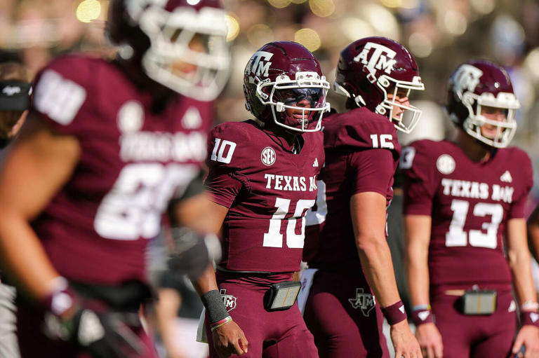 Texas A&M vs South Carolina: 4 Aggies takeaways include Rueben Owens ...