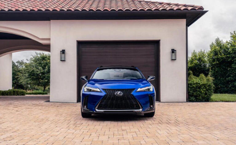 Lexus UX 2026: actualizaciones mínimas y precios más altos, ¿es ...