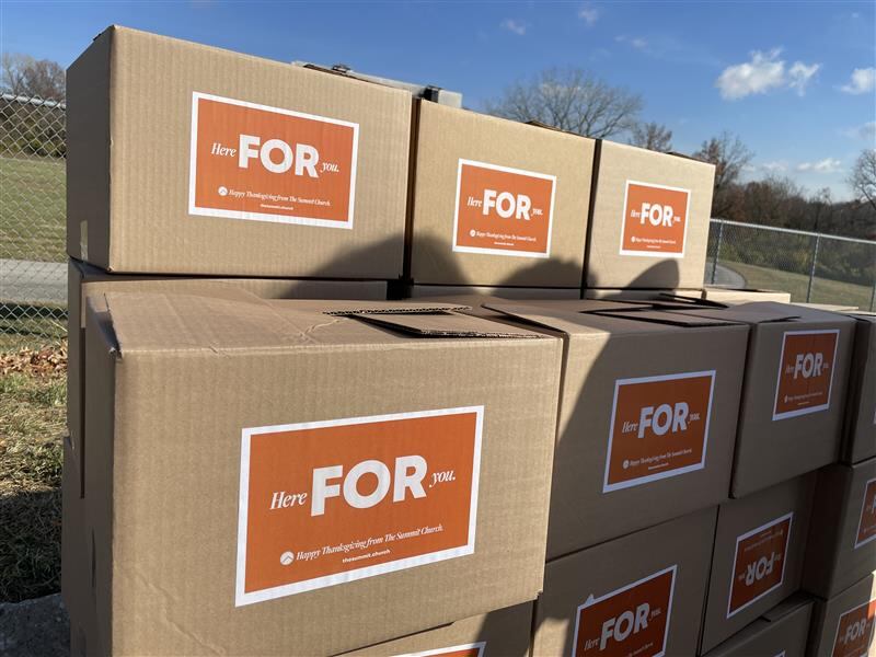 Free Thanksgiving meals distributed in Kansas City