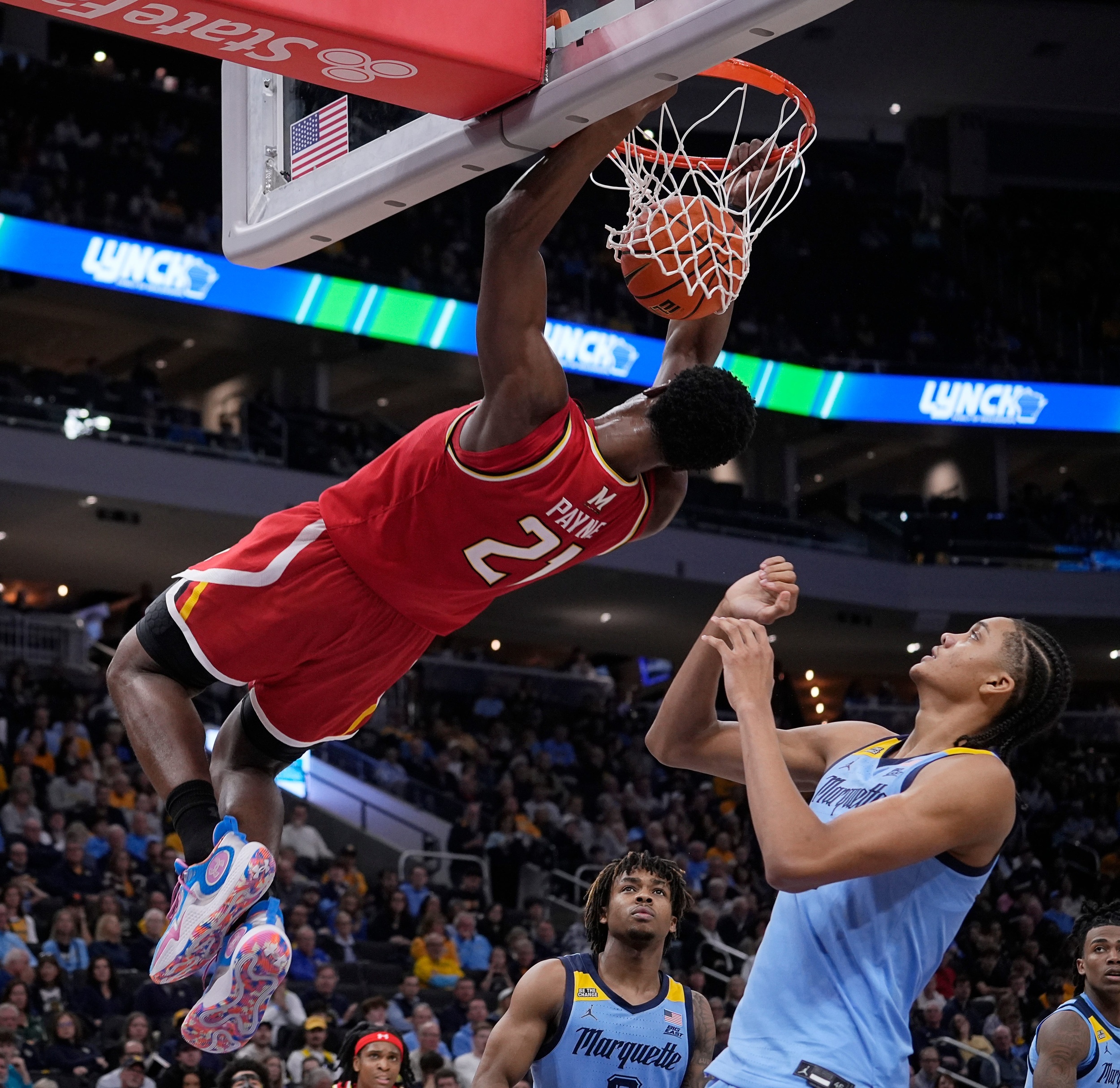 Maryland star Pharrel Payne suffers a freak injury on dunk