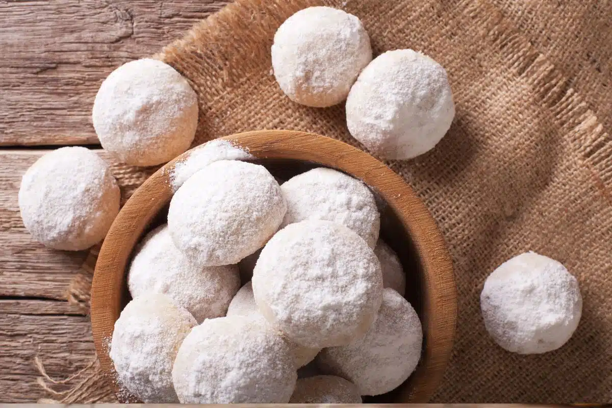 10 Unique Christmas Cookies From Around the world