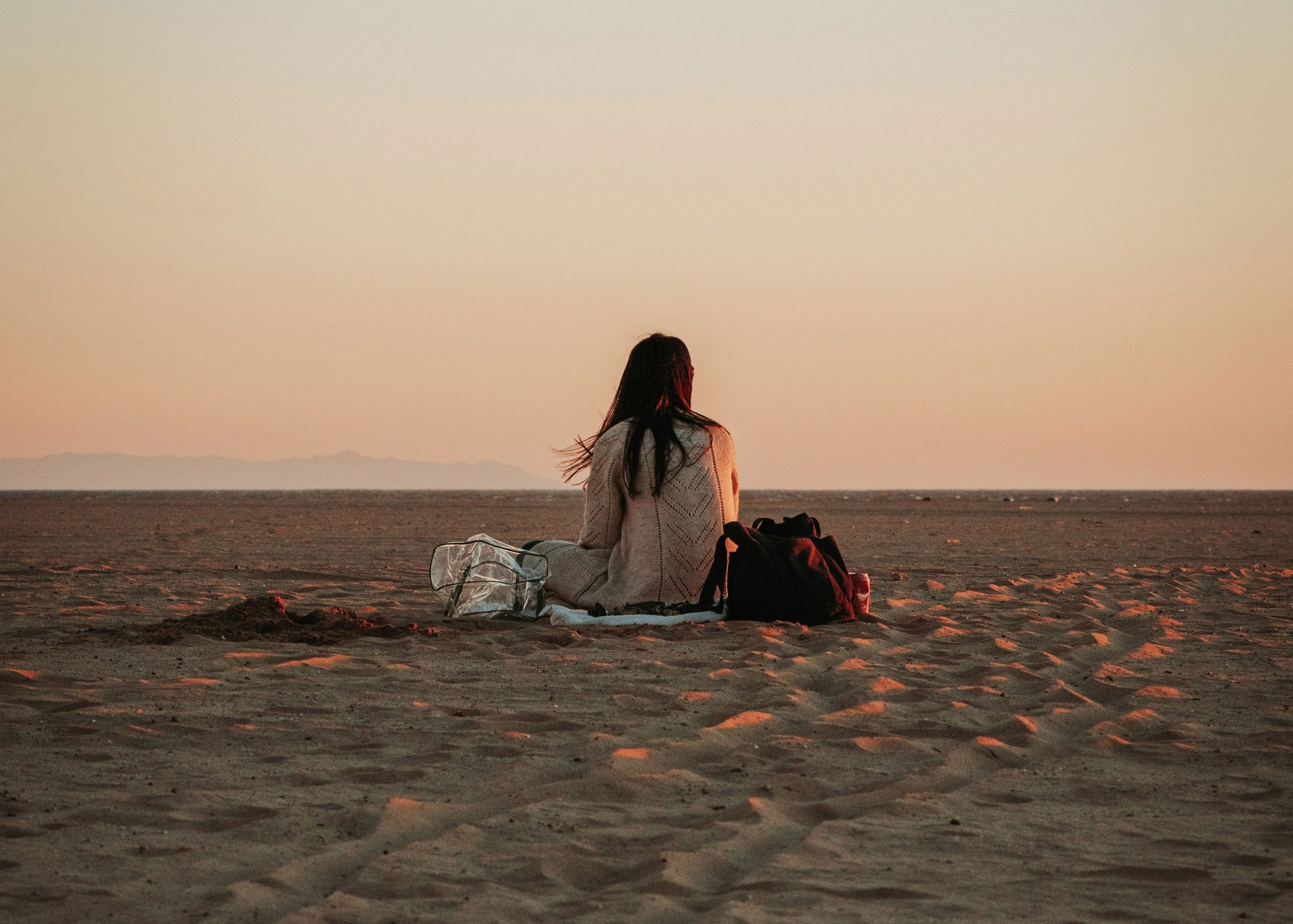 Psychologie: 6 Gedanken, die nur Menschen verstehen, die ihre Zeit am liebsten allein verbringen